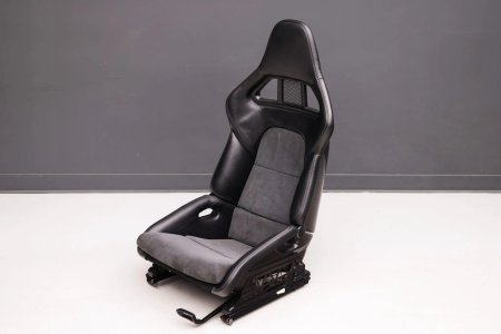 1_Porsche_Seat.jpeg