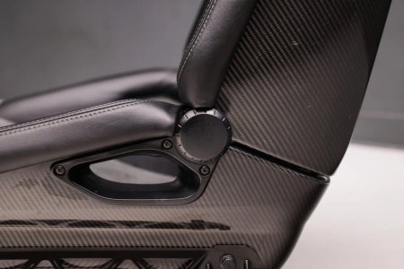 3_Porsche_Seat.jpeg 3_Porsche_Seat.jpeg