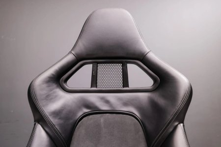 4_Porsche_Seat.jpeg