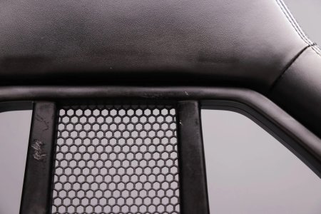9_Porsche_Seat.jpeg 9_Porsche_Seat.jpeg