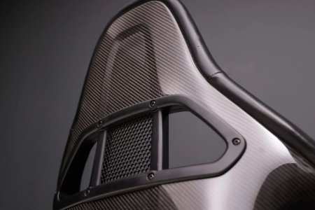 14_Porsche_Seat.jpeg 14_Porsche_Seat.jpeg